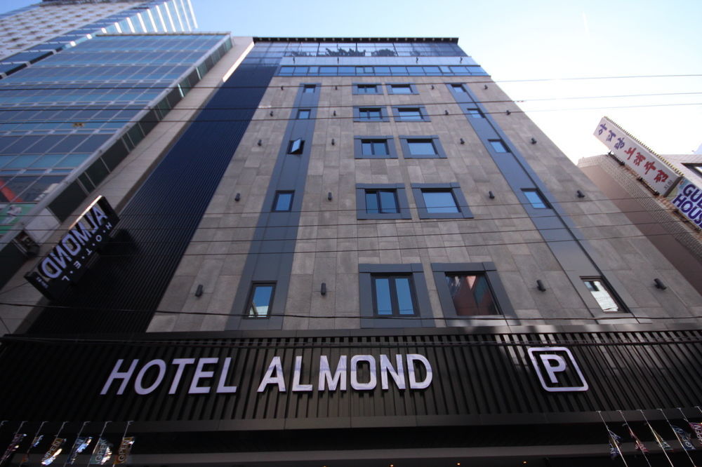 Almond Hotel Busan Station Exterior foto